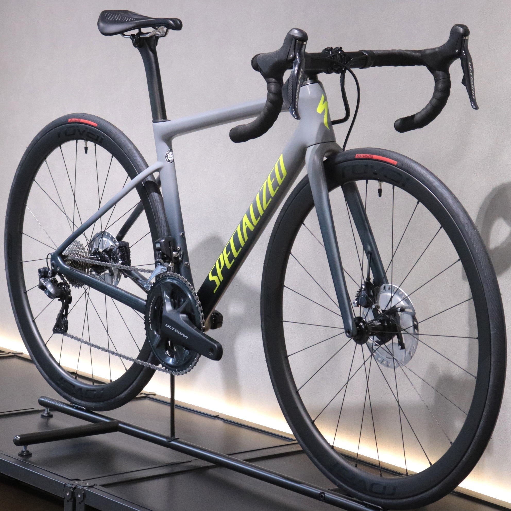 入荷情報】完成度とお得感を両立した一台 TARMAC DISC EXPERT