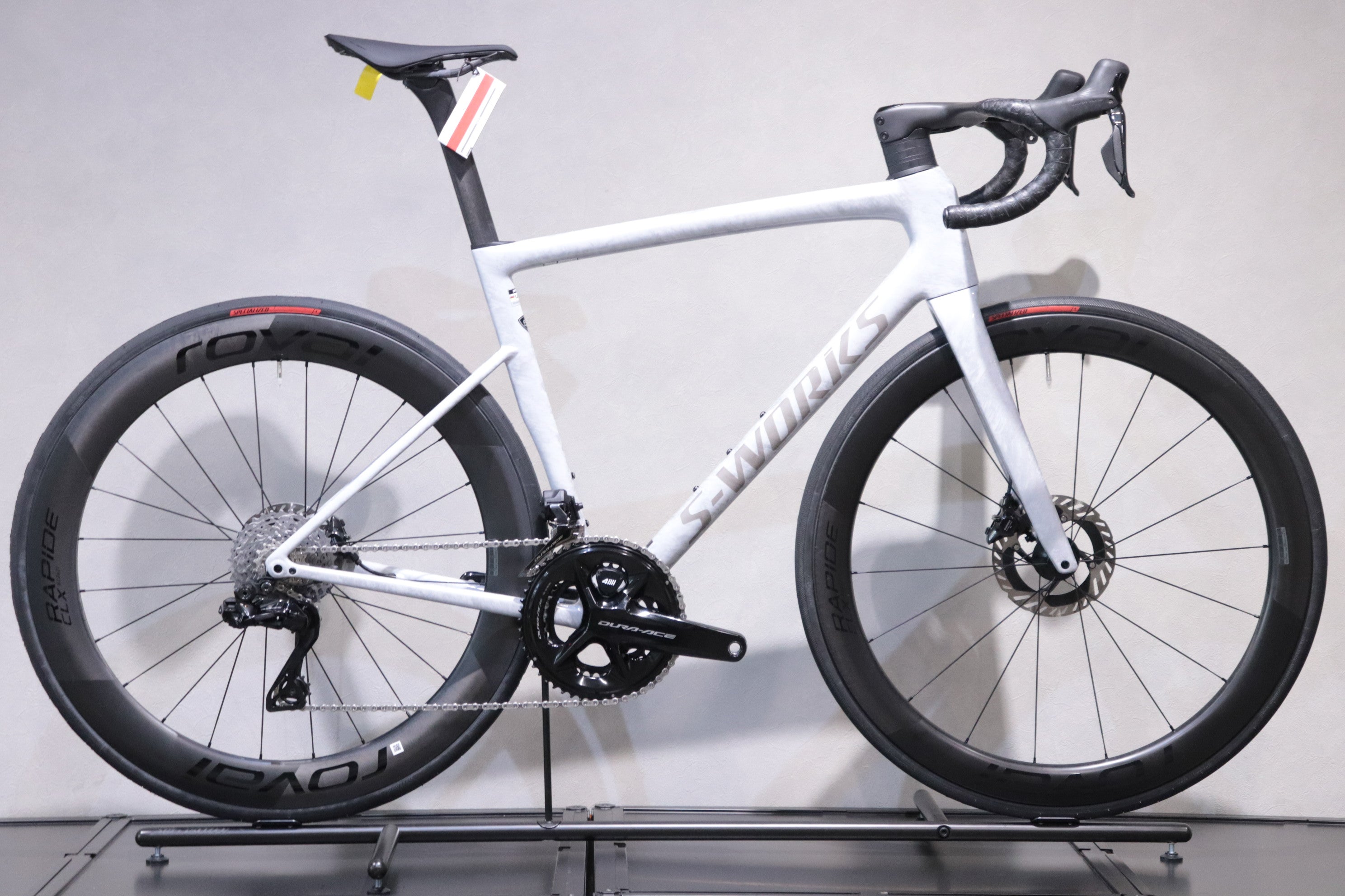 (No 0918) Realize 28インチ ホワイト S-WORKS TARMAC SL8 DURA-ACE Di2 R9270 56cm MY2025