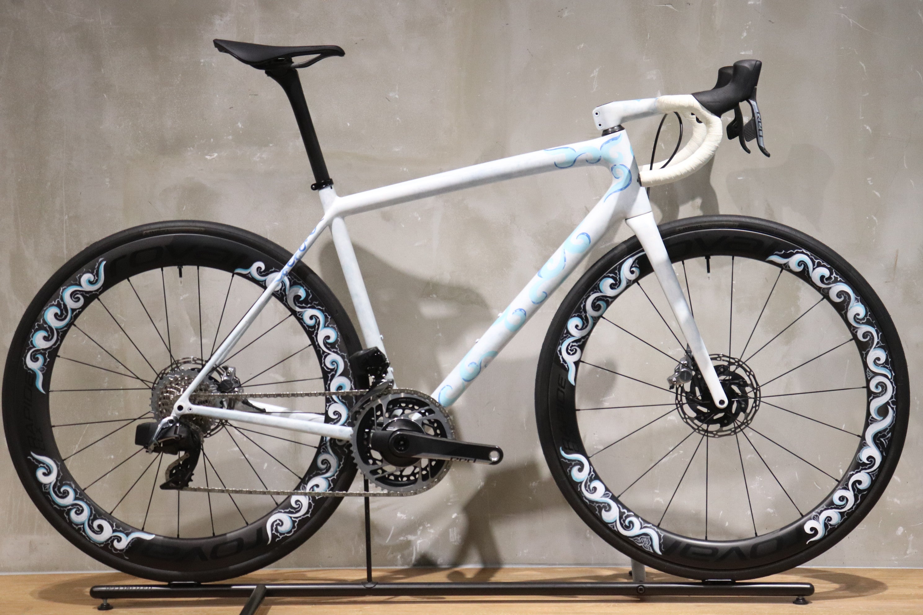 S-WORKS AETHOS TUKARIP SRAM RED ETAP AXS 56cm 2024年