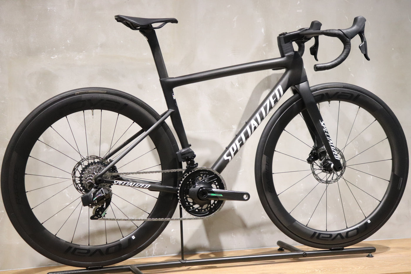 TARMAC SL8 PRO SRAM FORCE eTAP AXS D2 52CM 2024年