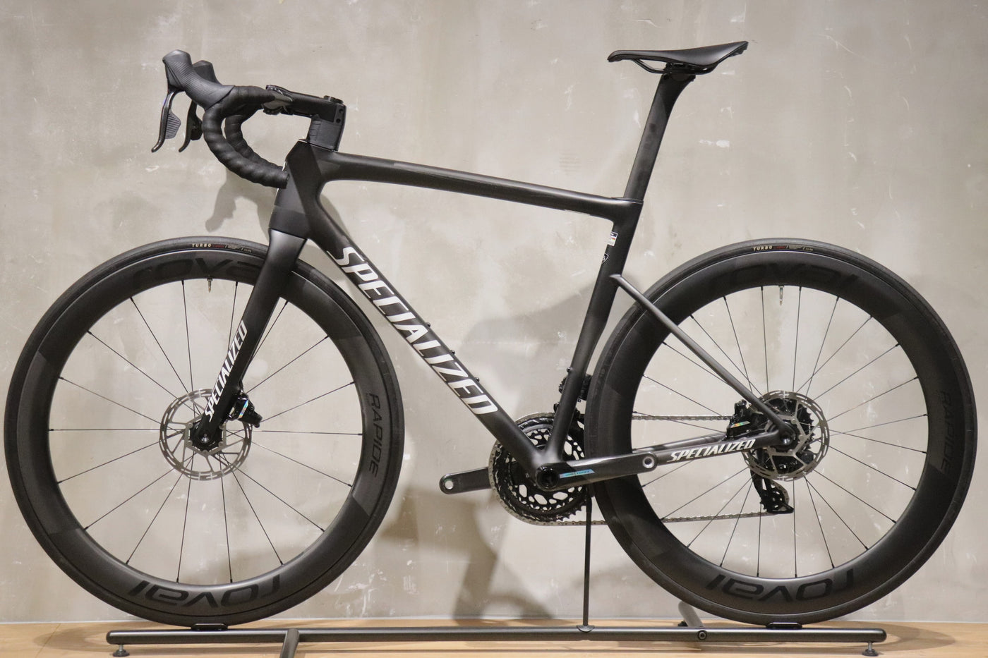 TARMAC SL8 PRO SRAM FORCE eTAP AXS D2 56CM 2024年