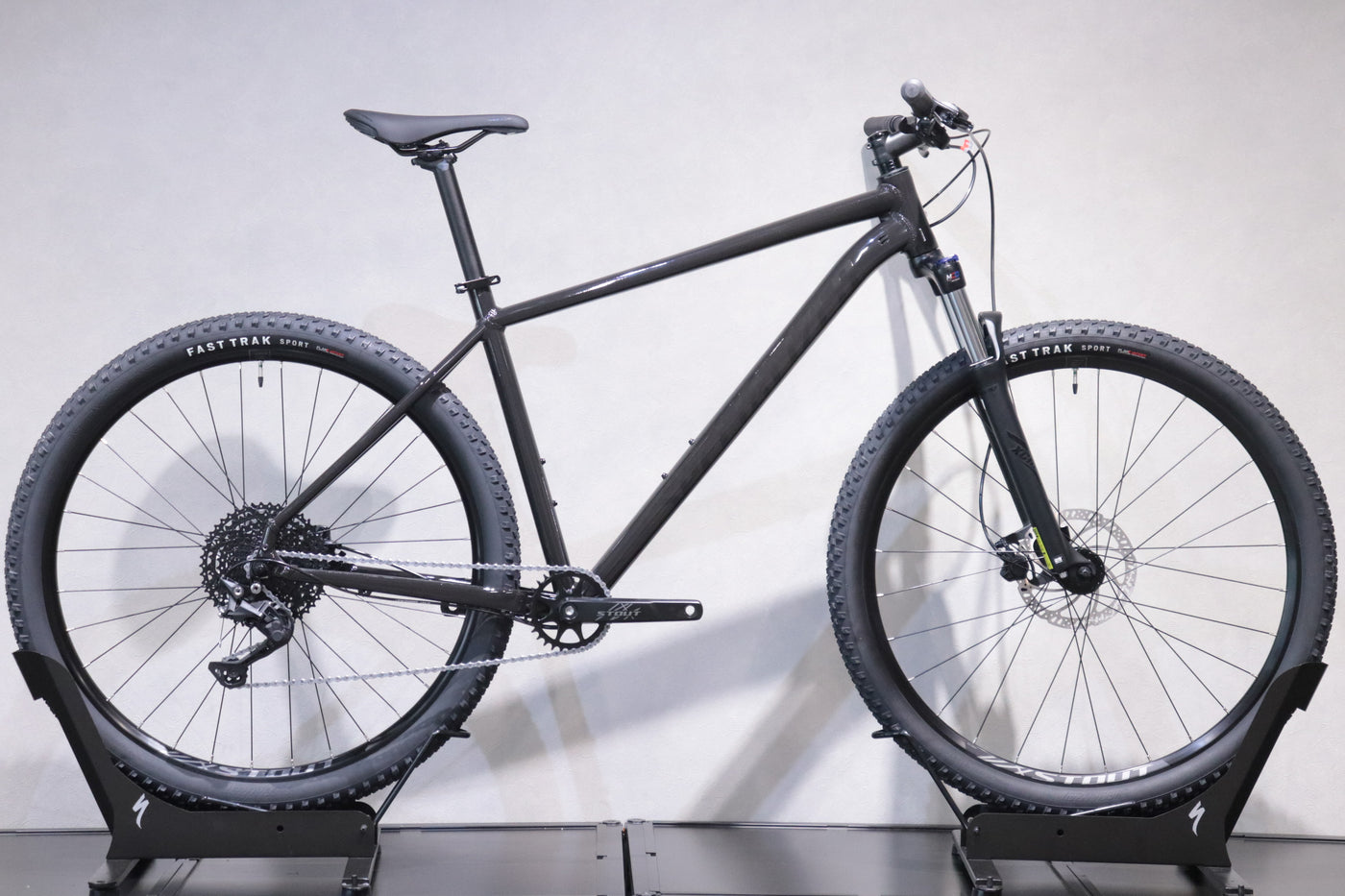 ROCKHOPPER COMP 29 SHIMANO DEORE XL MY2023 – スペシャライズドCPO 