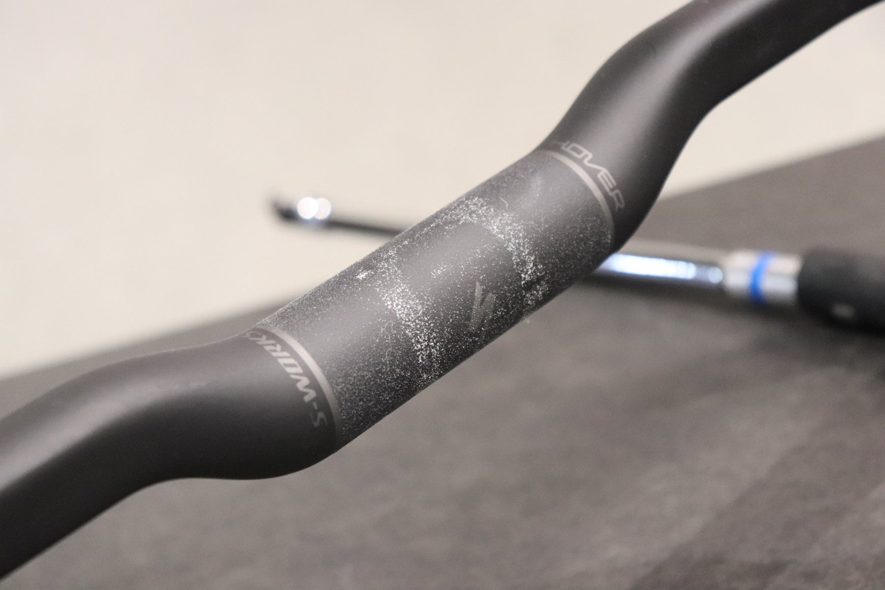 S-WORKS CARBON HOVER +15 ROAD BAR 380mm – スペシャライズドCPO ...