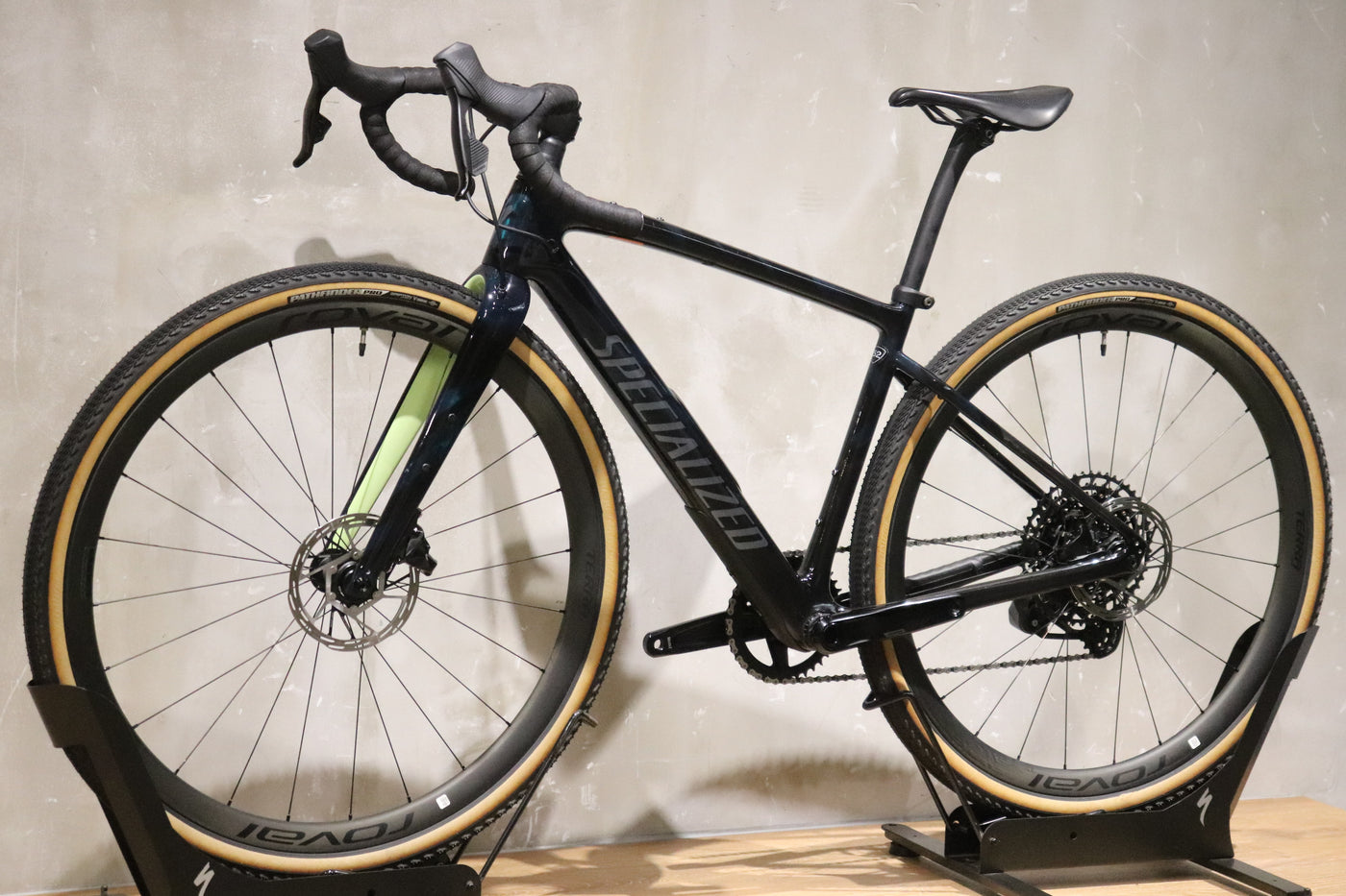 DIVERGE  EXPERT CARBON SRAM RIVAL ETAP AXS 52CM 2023年