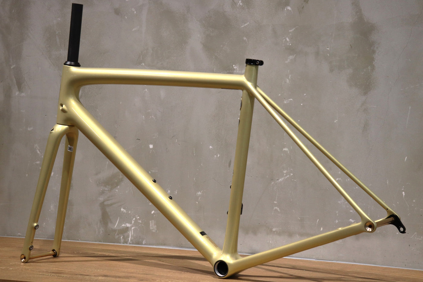 S-WORKS AETHOS SAGAN COLLECTION 56cm FRAME SET 2022年