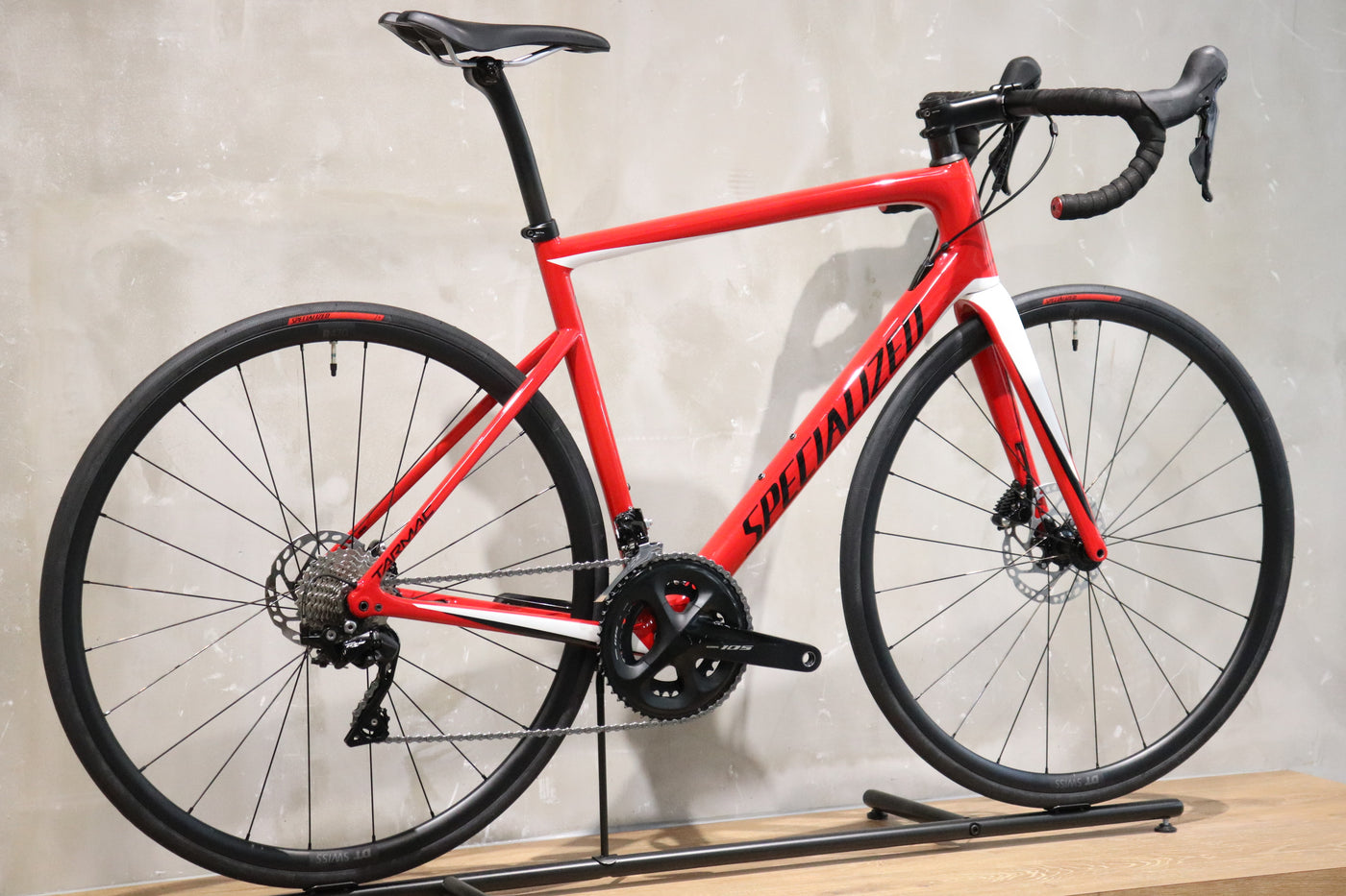 MEN'S TARMAC DISC SPORT 105 R7020 56CM 2019年