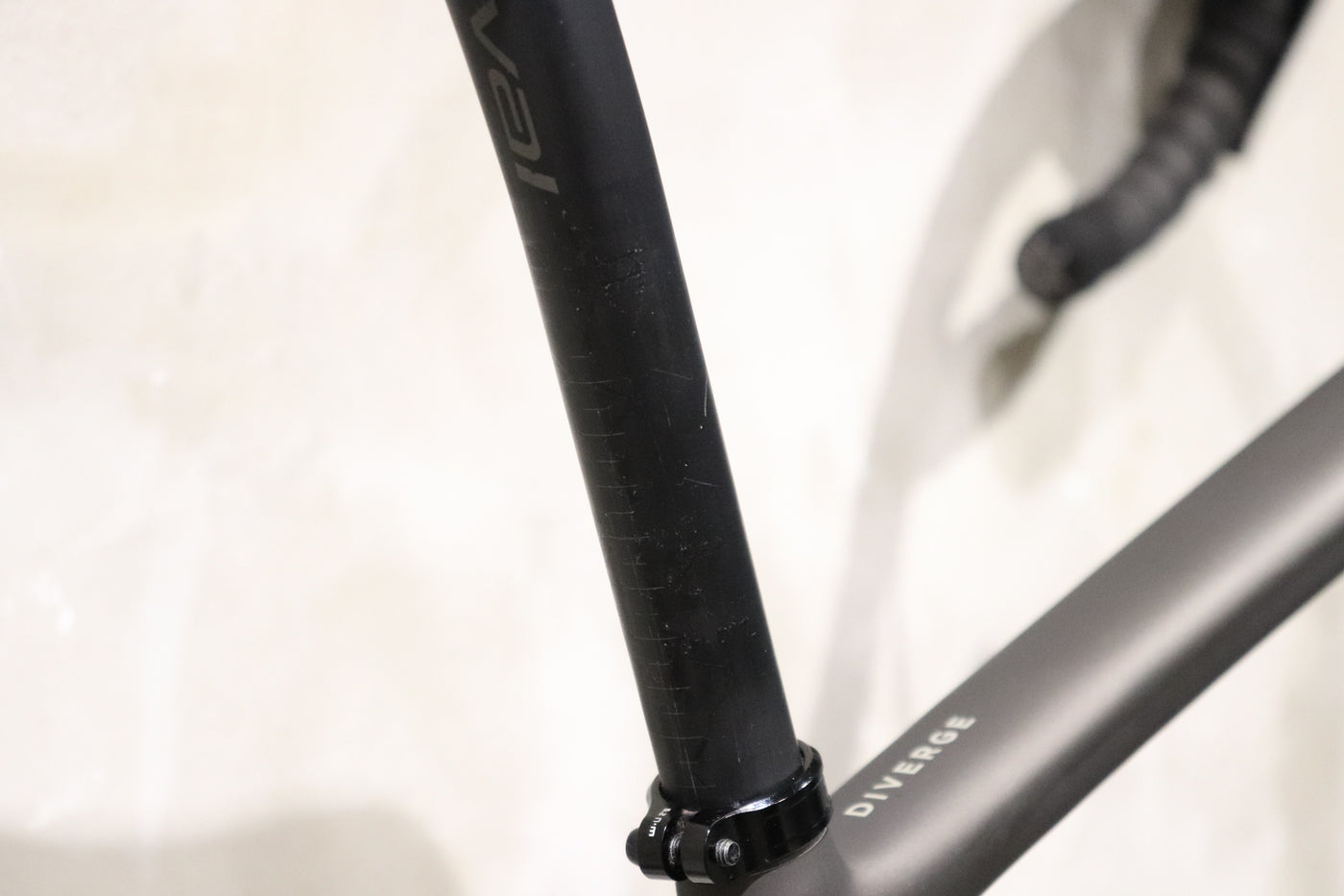 DIVERGE COMP CARBON SRAM RIVAL1 HDR 52cm 2022年