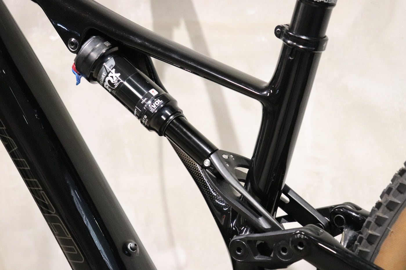 LEVO SL COMP CARBON SRAM GX EAGLE AXS M 2021年