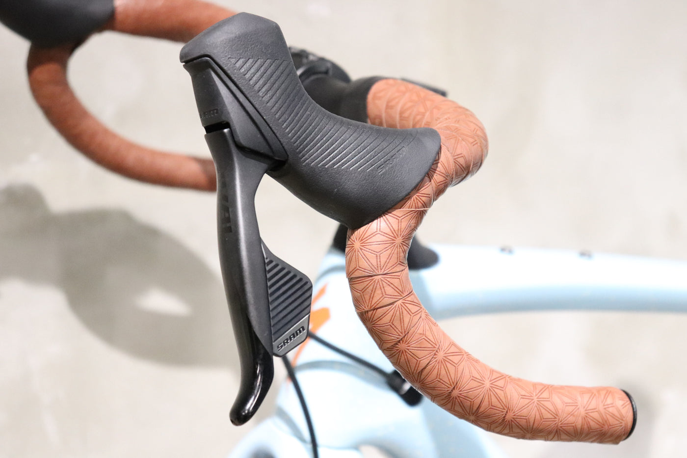 DIVERGE EXPERT CARBON SRAM RIVAL ETAP AXS 54CM 2022年