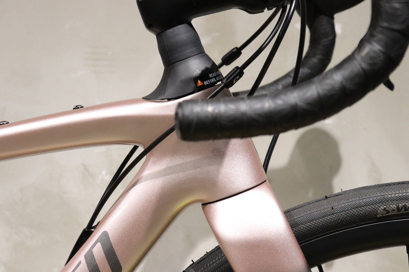 ROUBAIX SL8 SPORT 105 R7120 49cm 2025年