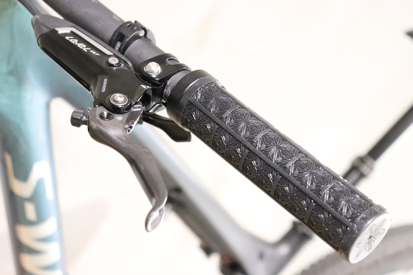 S-WORKS EPIC WORLD CUP SRAM GX EAGLE TRANSMISSION M 2024年