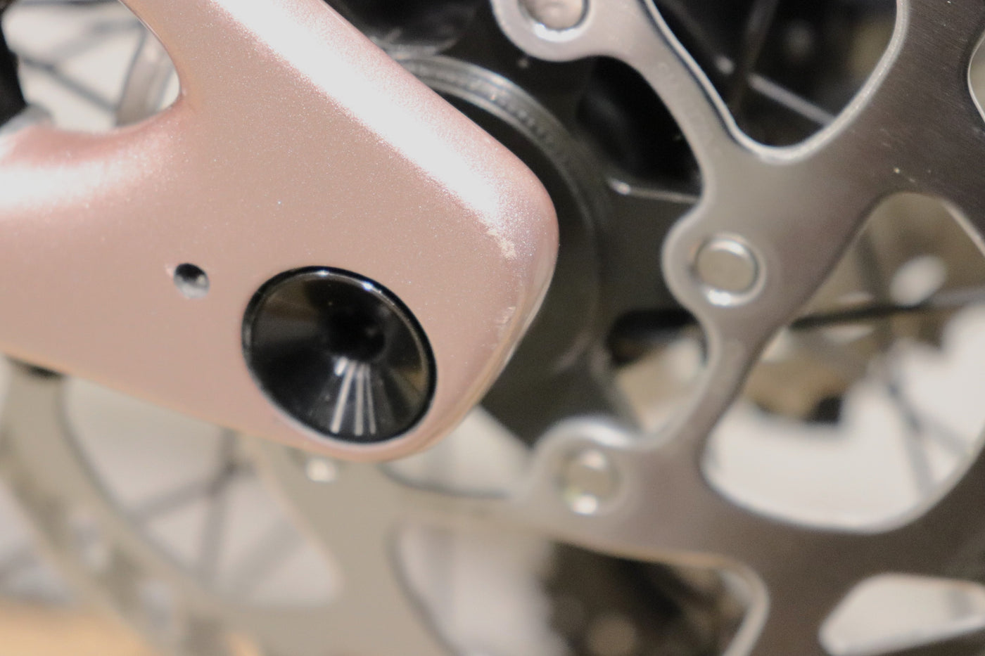 ROUBAIX SL8 SPORT 105 R7120 49cm 2025年