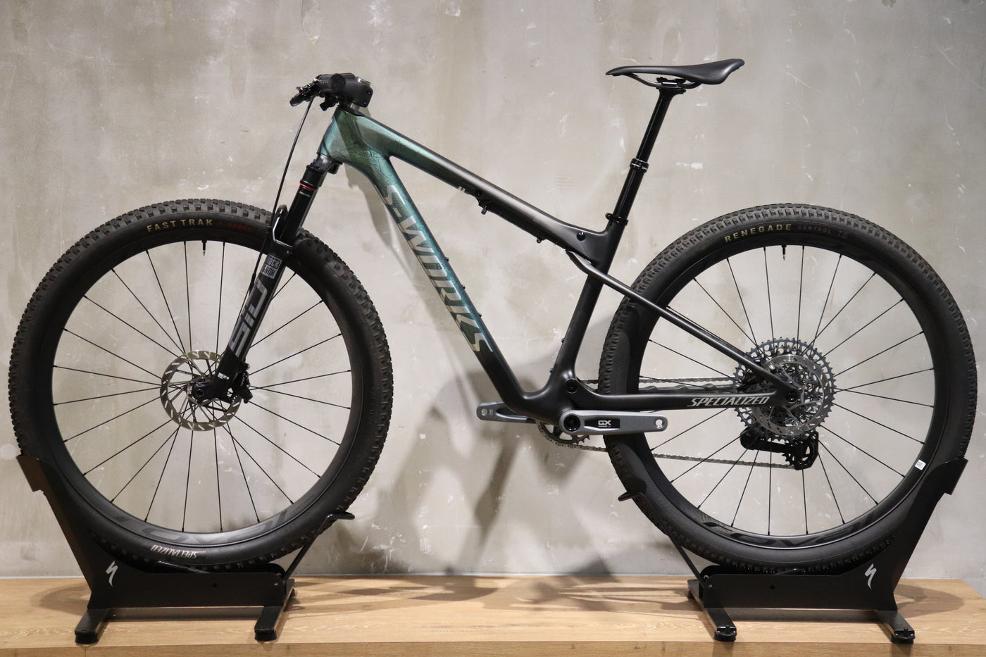 S-WORKS EPIC WORLD CUP SRAM GX EAGLE TRANSMISSION M 2024年